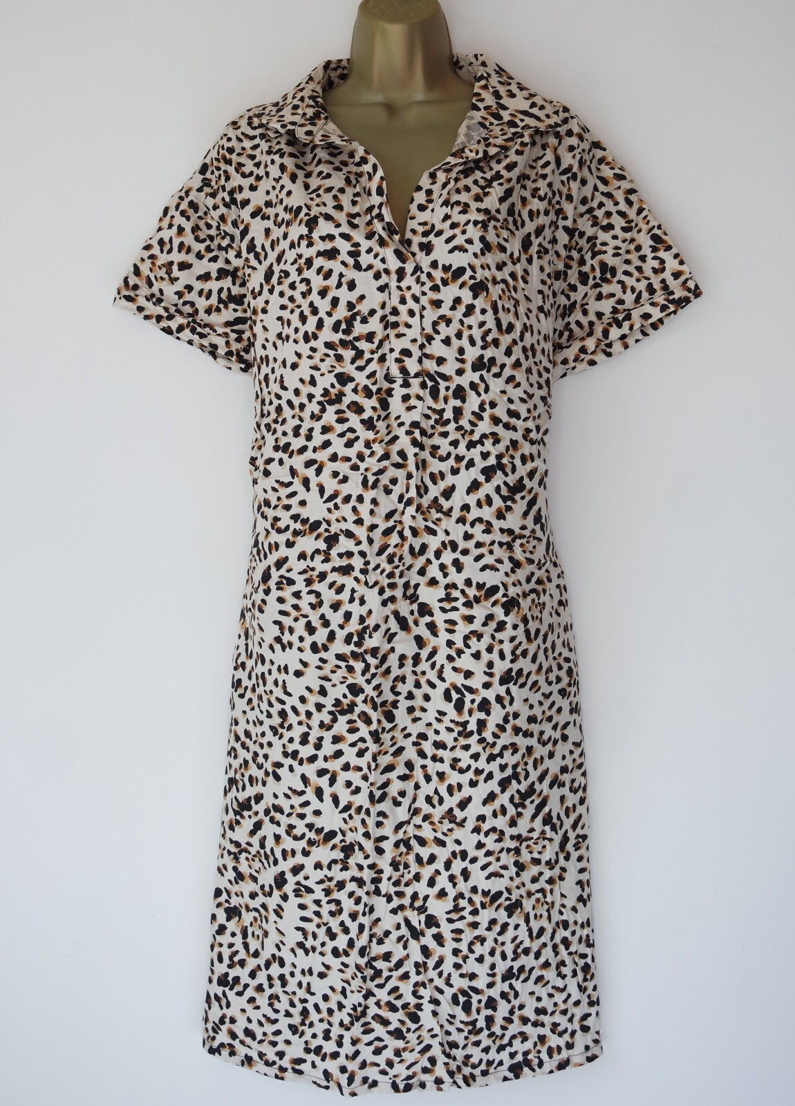 JD WILLIAMS LEOPARD PRINT SHIRT DRESS SIZE 14 POCKETS ANIMAL NOTCH NECK