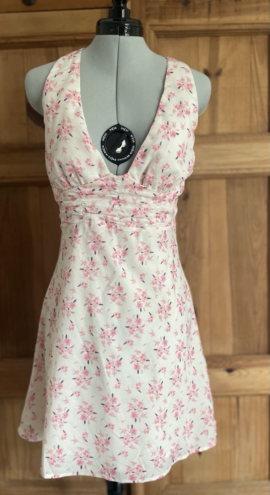 NWT Princess Polly Dress Womens 6 Halter Open Cross Back Pink and Cream Floral