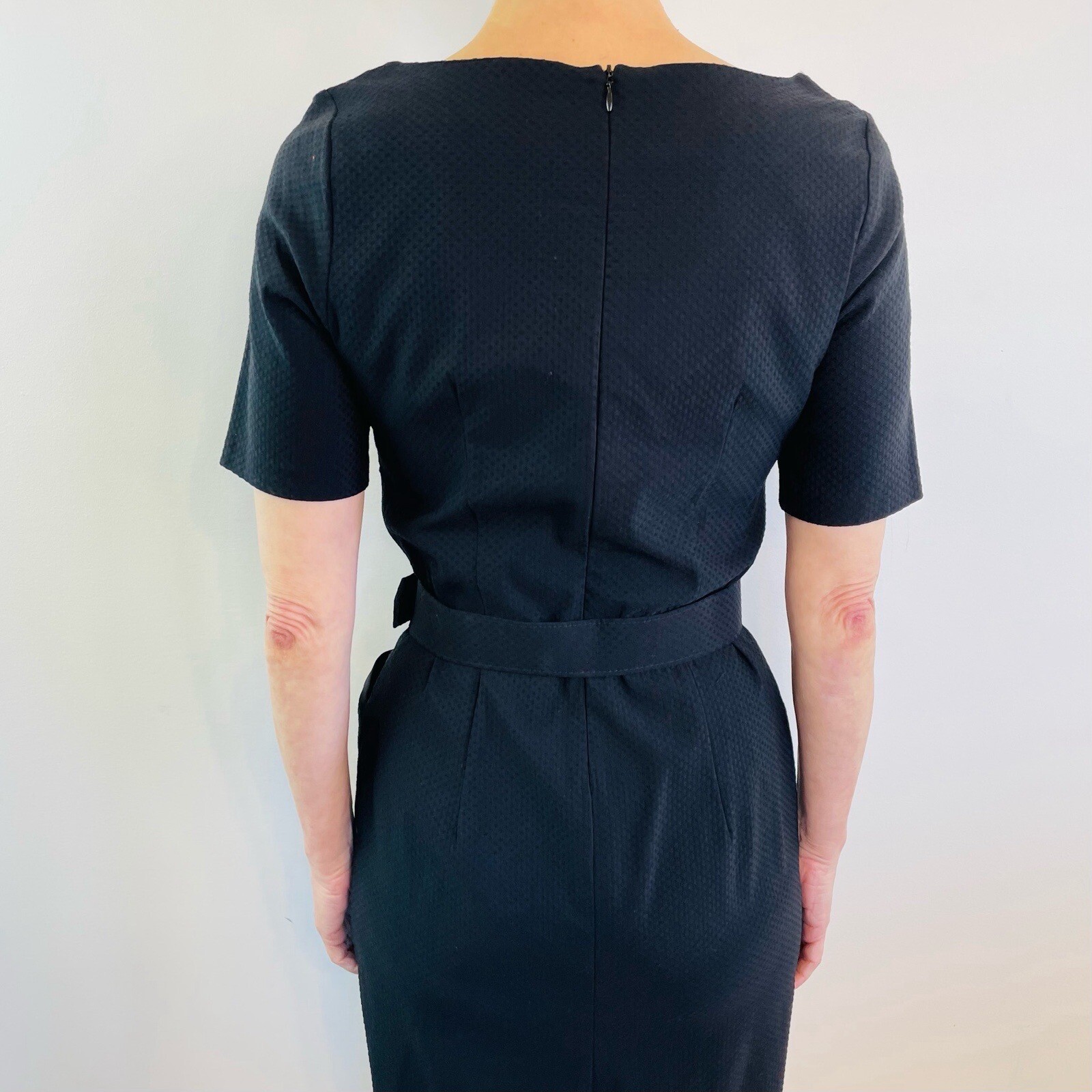 Leona Edmiston Frocks Size 1 (8 10) Black Short Sleeve Pencil Dress NWT