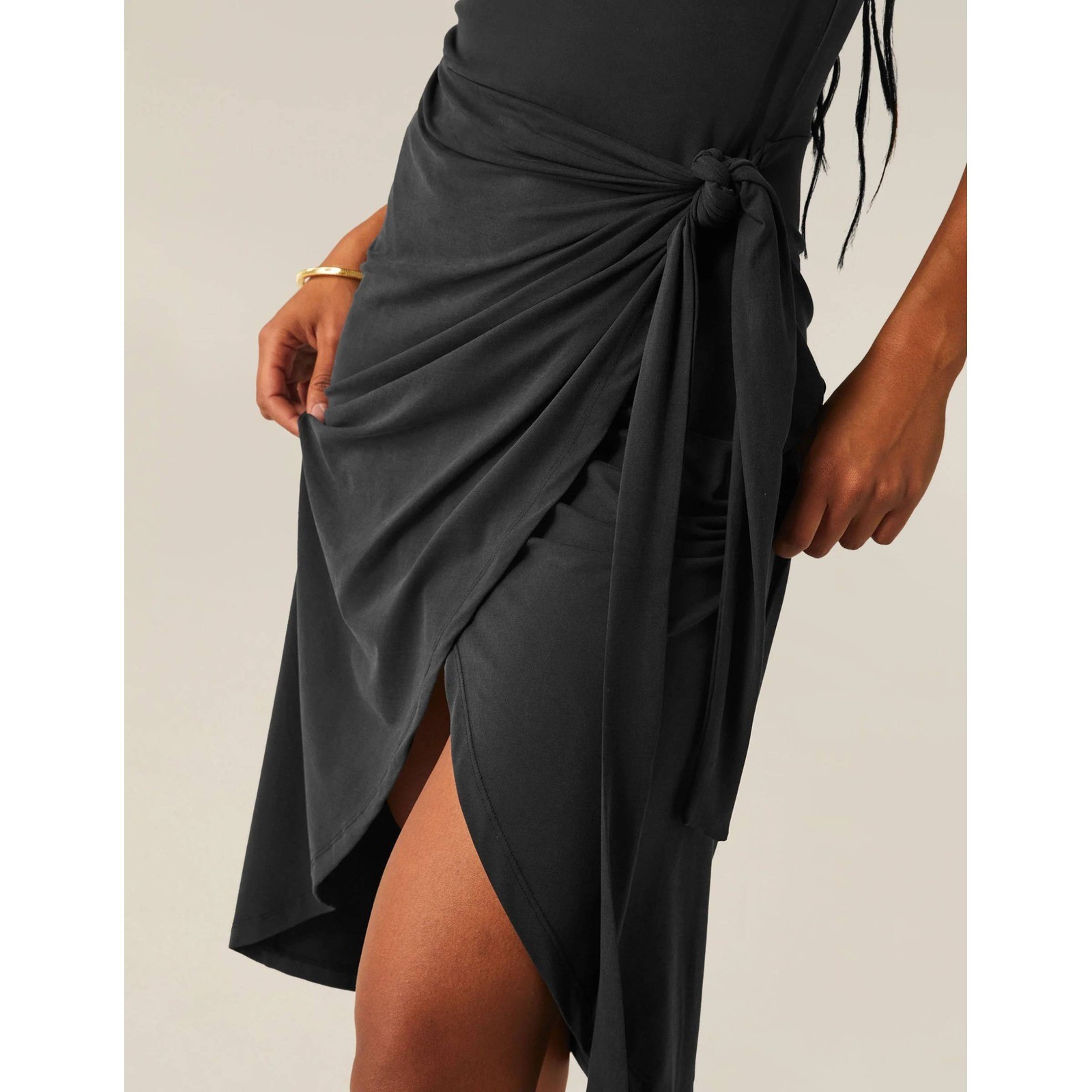 Beyond Yoga Black Scoop Neck Wrap Midi Dress NWT Sz Med Minimalist Travel Boho