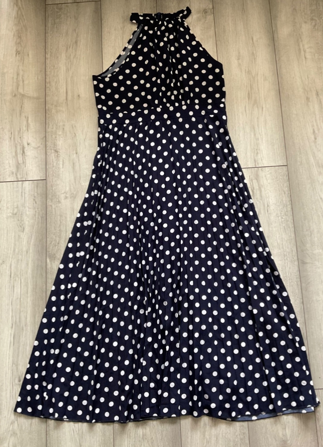 NAVY SPOTTY HALTER NECK DRESS, MAXI STYLE..SIZE XL …APPROX 14-16..