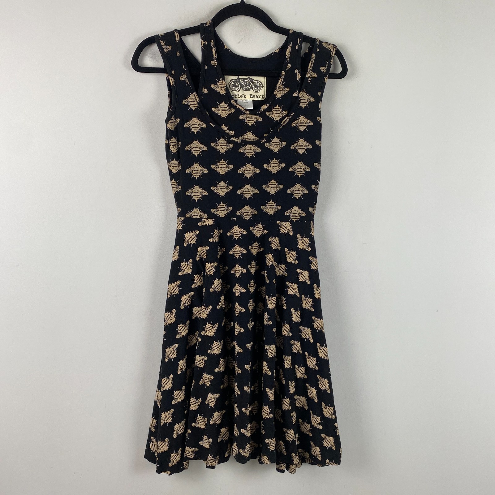 Effies Heart Fit & Flare Dress Size Small Black Bee Print Pockets Sleeveless