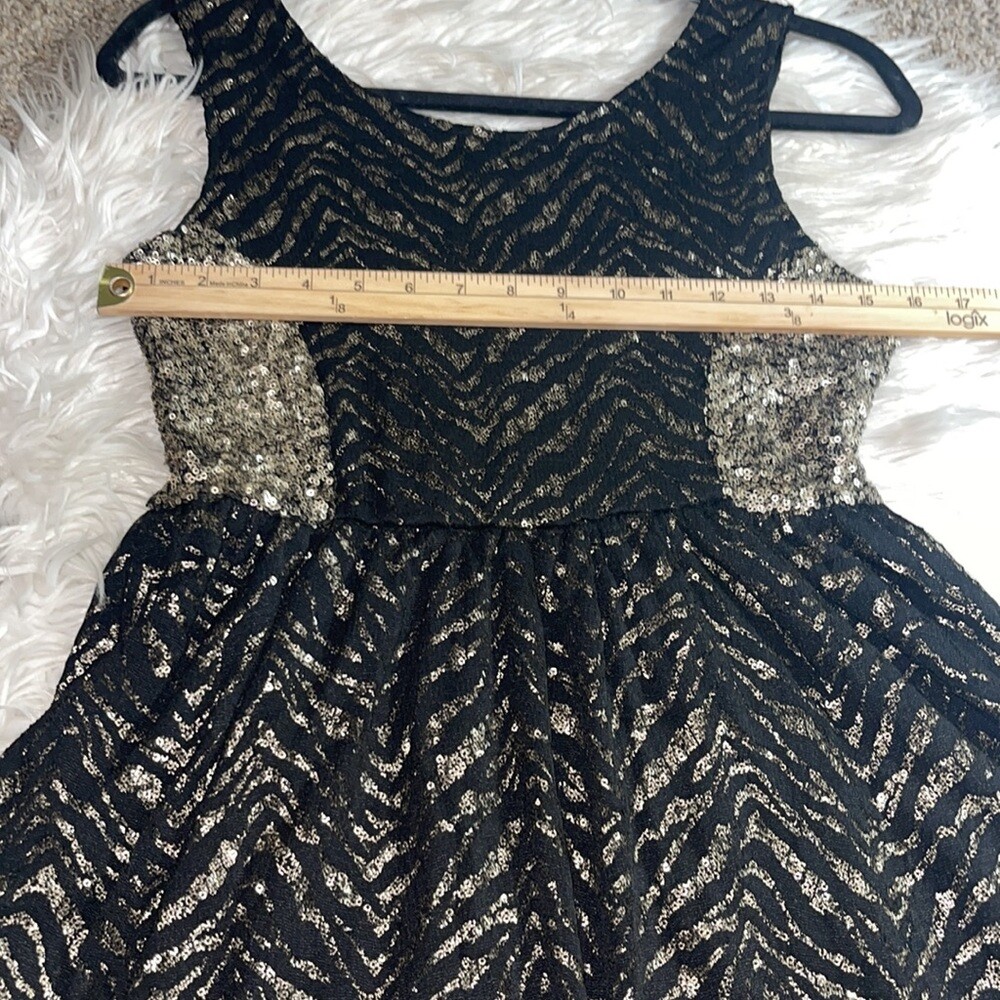 Revolve Hunt no more Dress Womens Medium beaded sequined fit and flare lace mini
