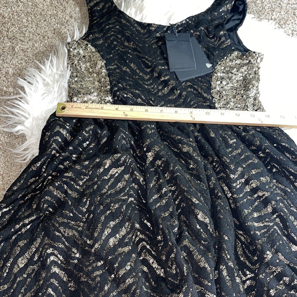 Revolve Hunt no more Dress Womens Medium beaded sequined fit and flare lace mini