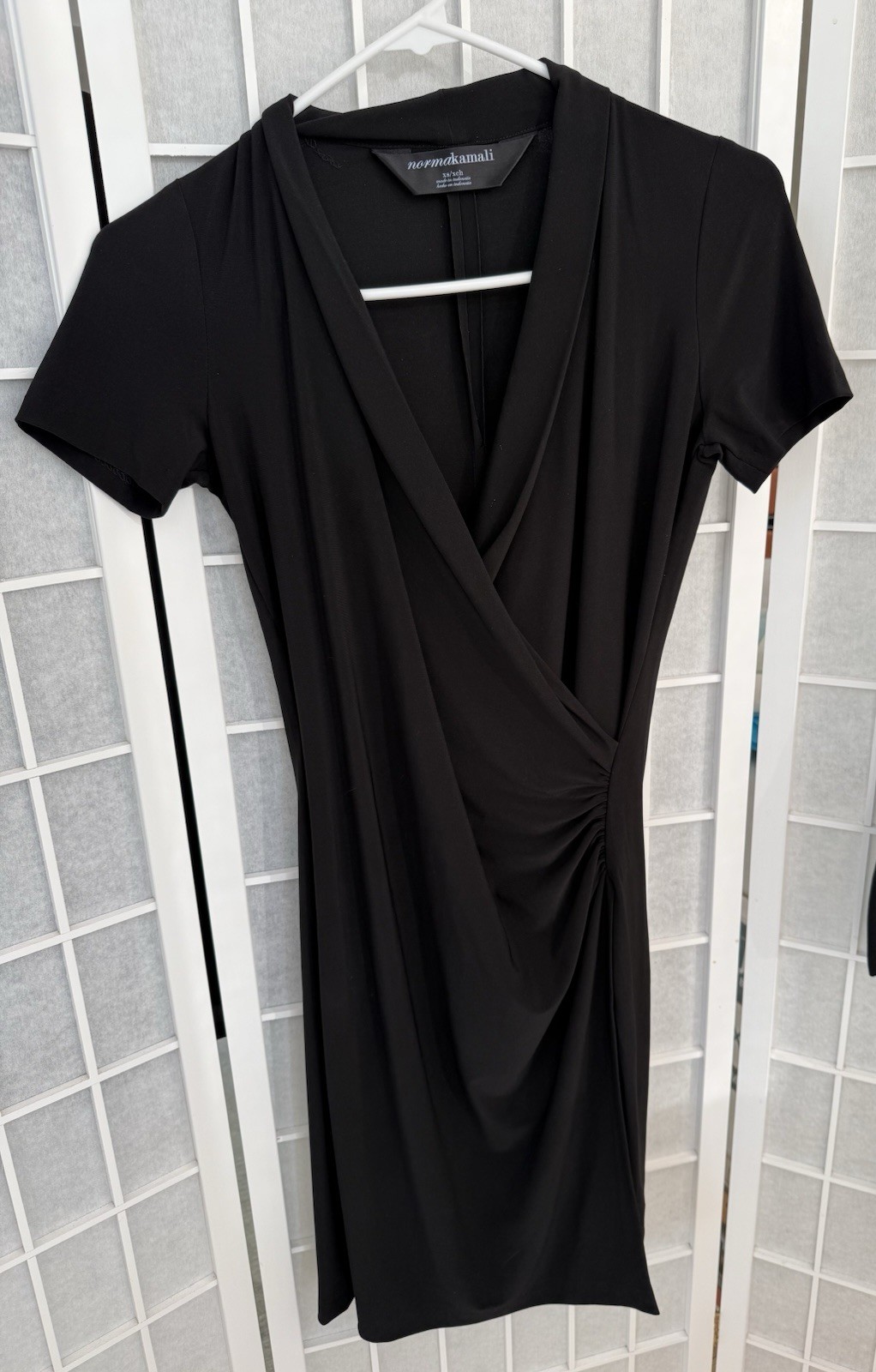 Norma Kamali Black Solid V-Neck Short Sleeve Ruched Faux Wrap Dress XS