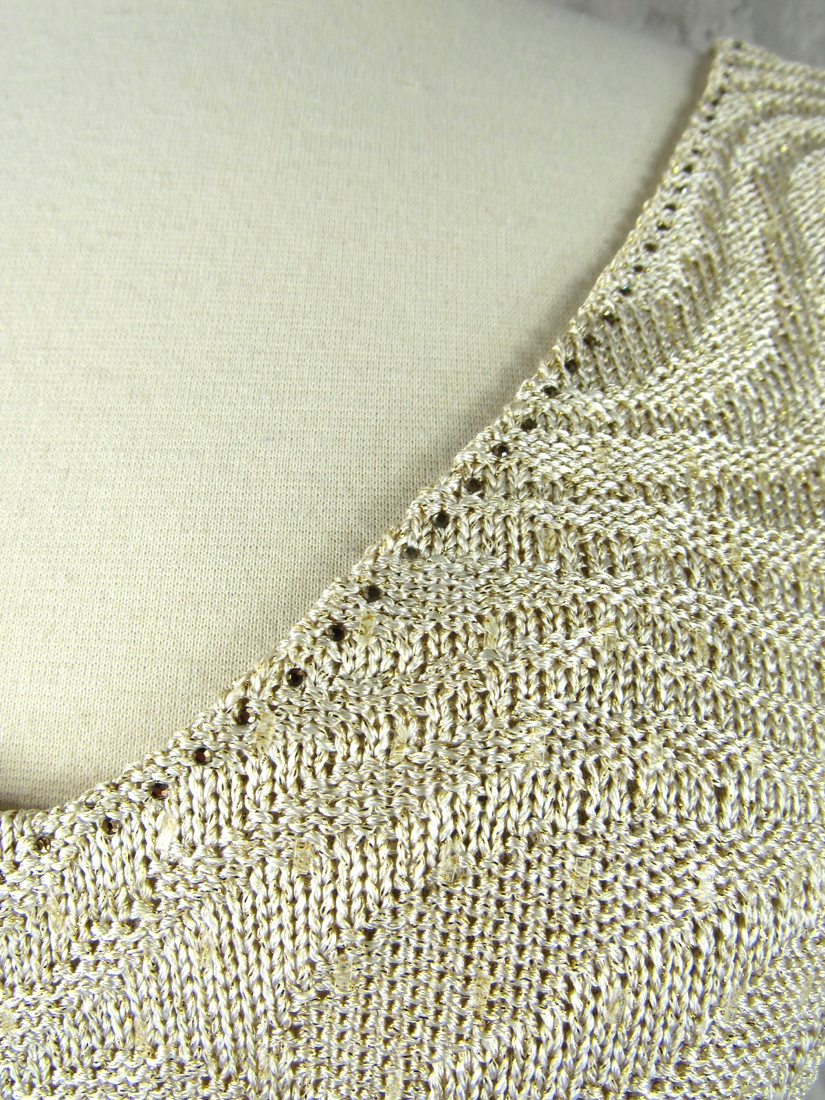St John Evening Ivory Gold Metallic Knit Crystal Sequins Sleeveless Dress Size 6