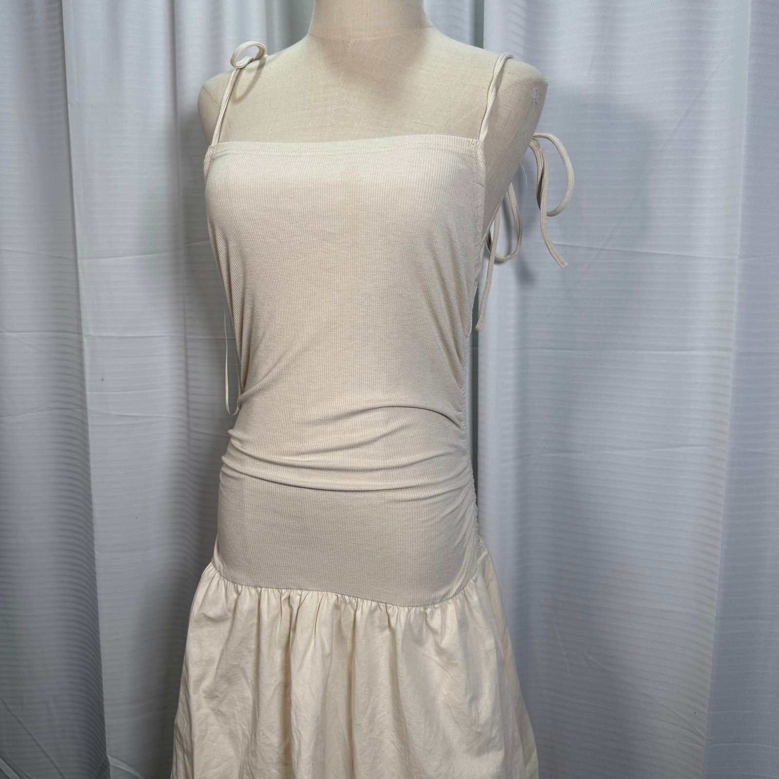 Illa Illa Cream Drop Waist Bubble Hem Maxi Dress Size Large Tie Strap Ribbed