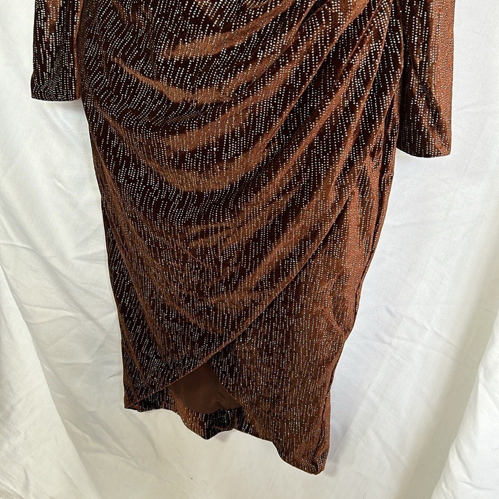 Lavish Alice sparkle velvet puff sleeve midi dress in chocolate brown 🛍️