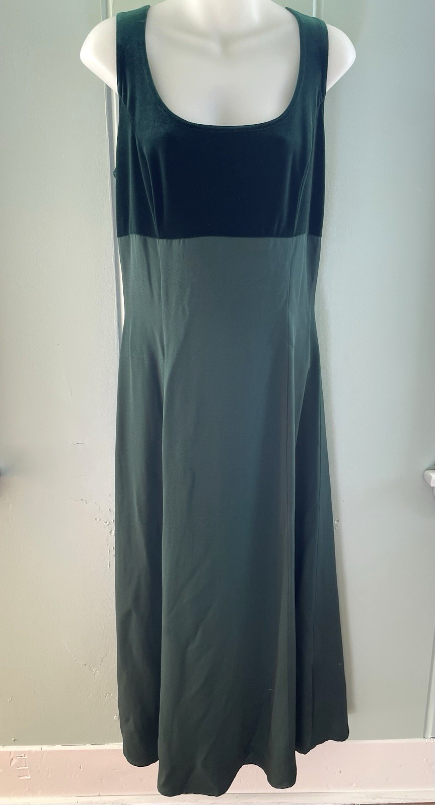 Vintage 1990’s SCOTT MCCLINTOCK Dress Womens 10 Green Velvet Formal Gown Empire