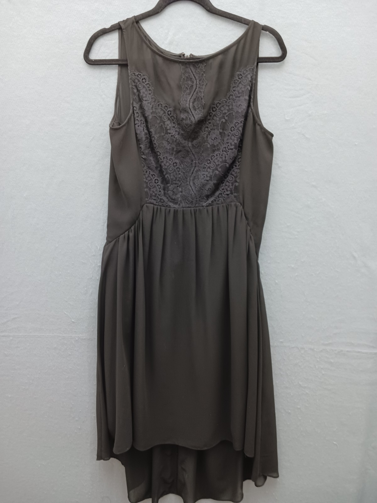 Vince Camuto Women’s Fit & Flare Midi Dress 12 Gray Solid Lace Trim Casual
