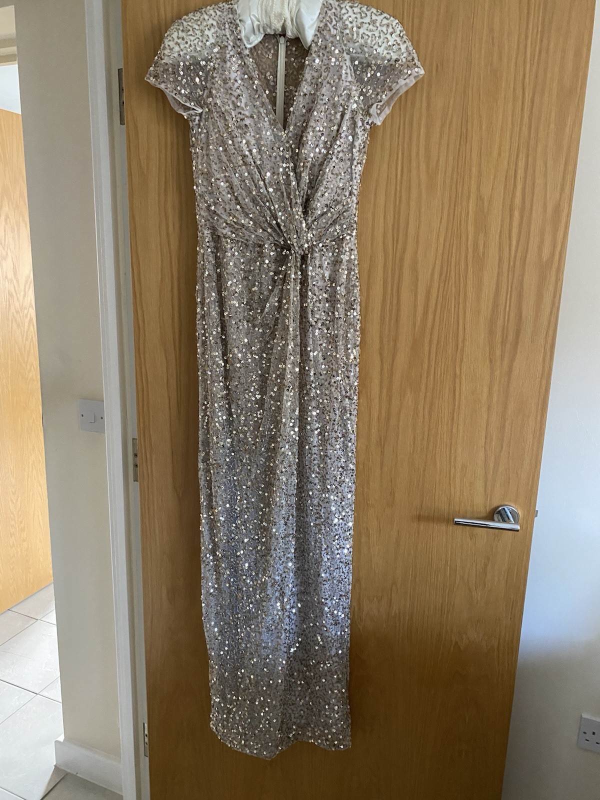 Jenny Packham Gold Sequin V-Neck Long Maxi Dress UK 10 Short Sleeve