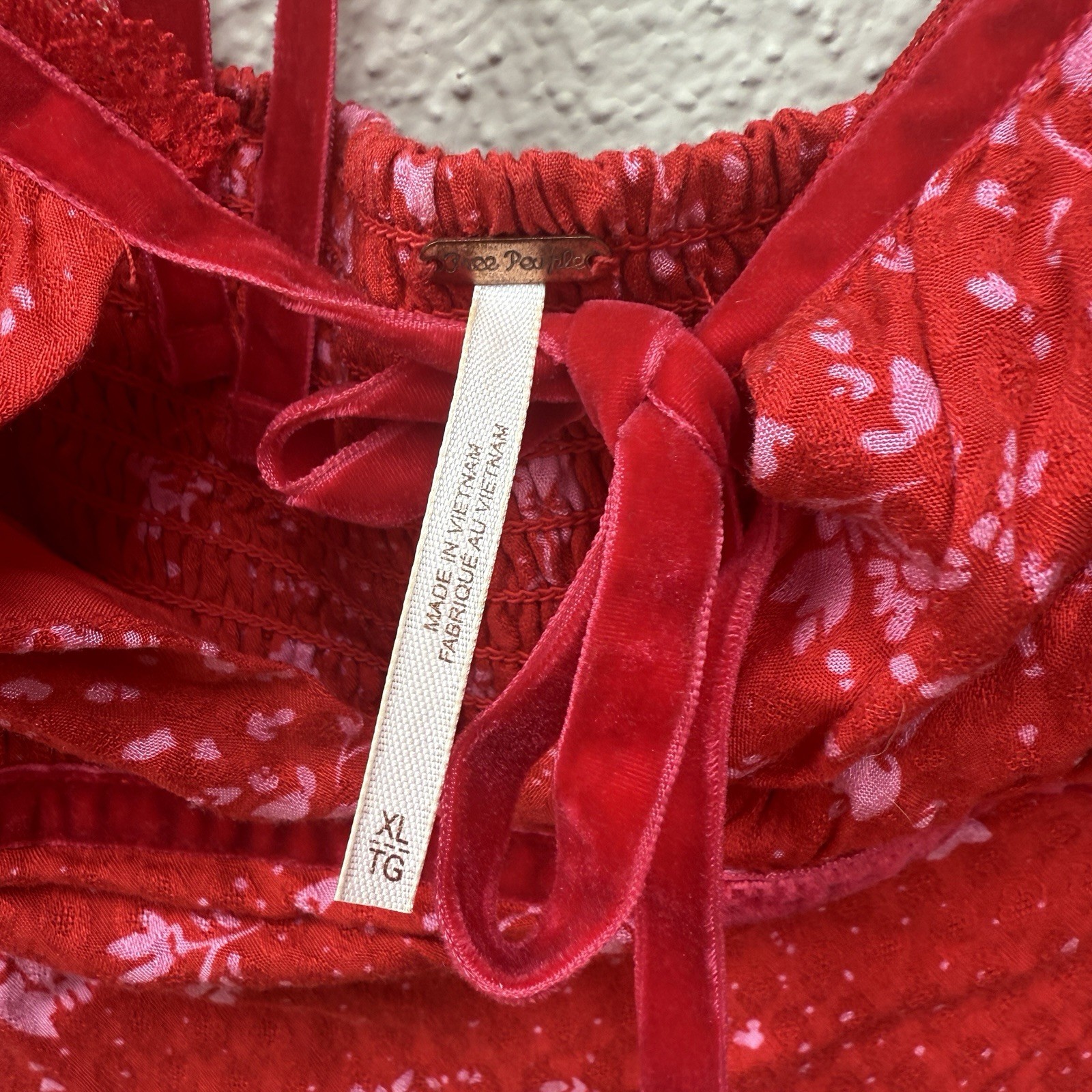 Free People Size XL Tess Mini Dress Red Floral Ruched Long Bell Sleeves