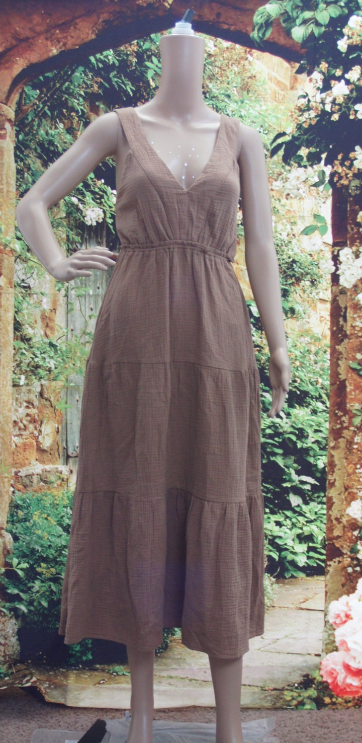 Steve Madden Amira Tiered Cotton Midi Dress Gauze Smocked Brown Tan Toast Size S