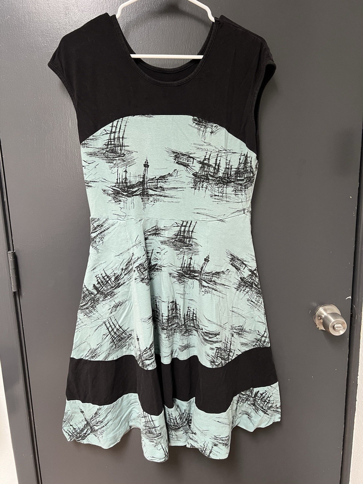 Effie’s Heart Dress Women’s Sz L Vintage-Inspired Maritime inspired print