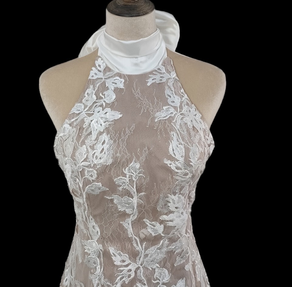 Mermaid Wedding Dress Halter Neck Beaded Lace Backless Bohemian Vintage Tulle