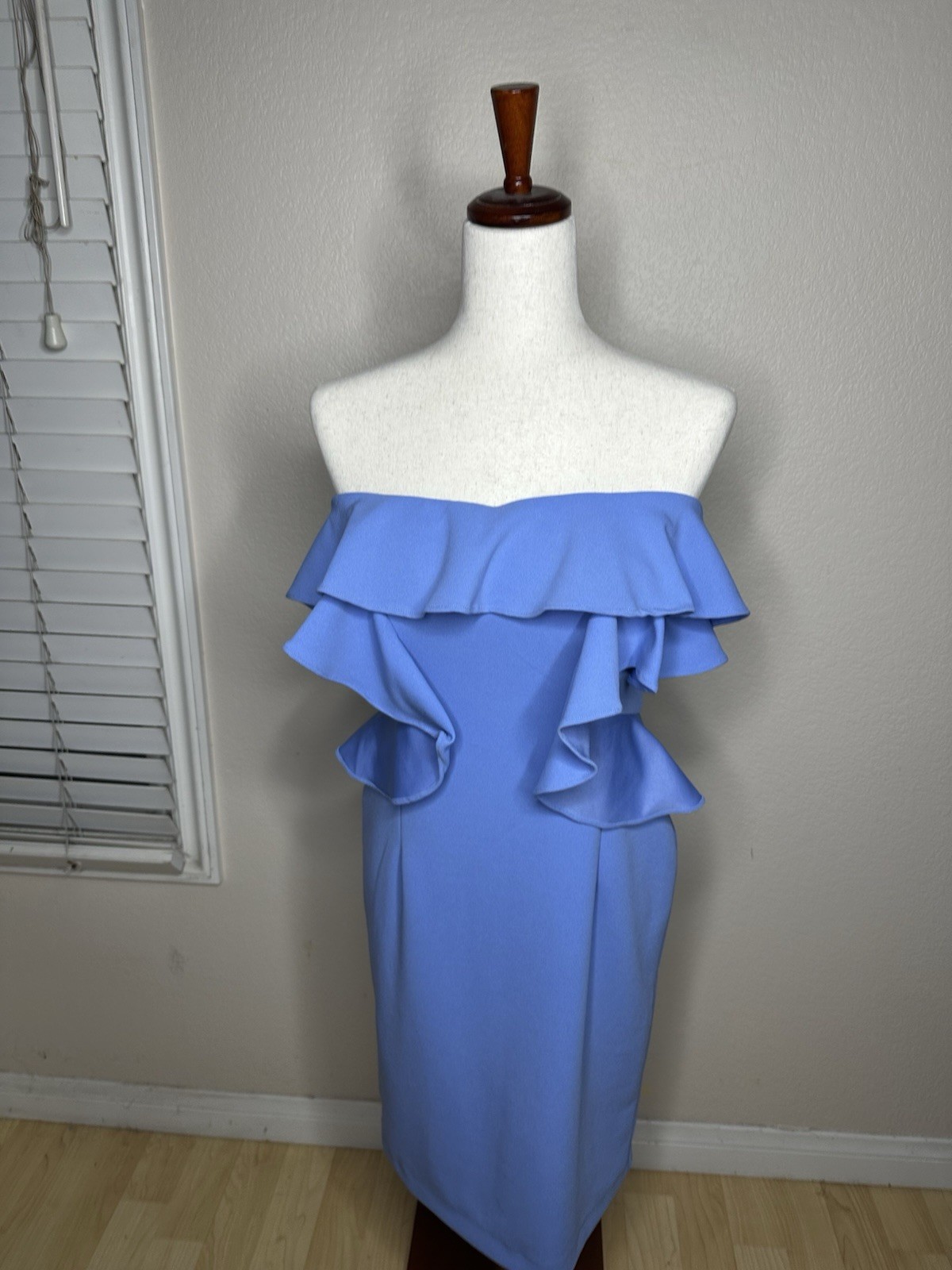 Alexia Admor Women’s Strapless Dress Style #D2772 Blue Sz 6 NWT Romantic Lined