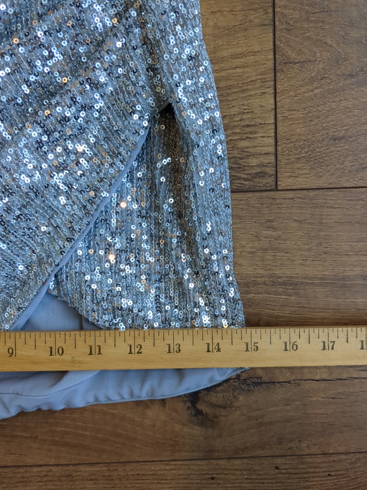 NBD Womens M Silver Sequin One Shoulder Long Sleeve Mini Dress READ
