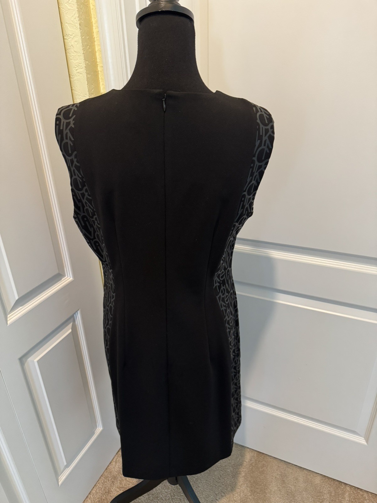 Calvin Klein Solid Black Sheath Knee Dress Round Neck side logo ack zipper