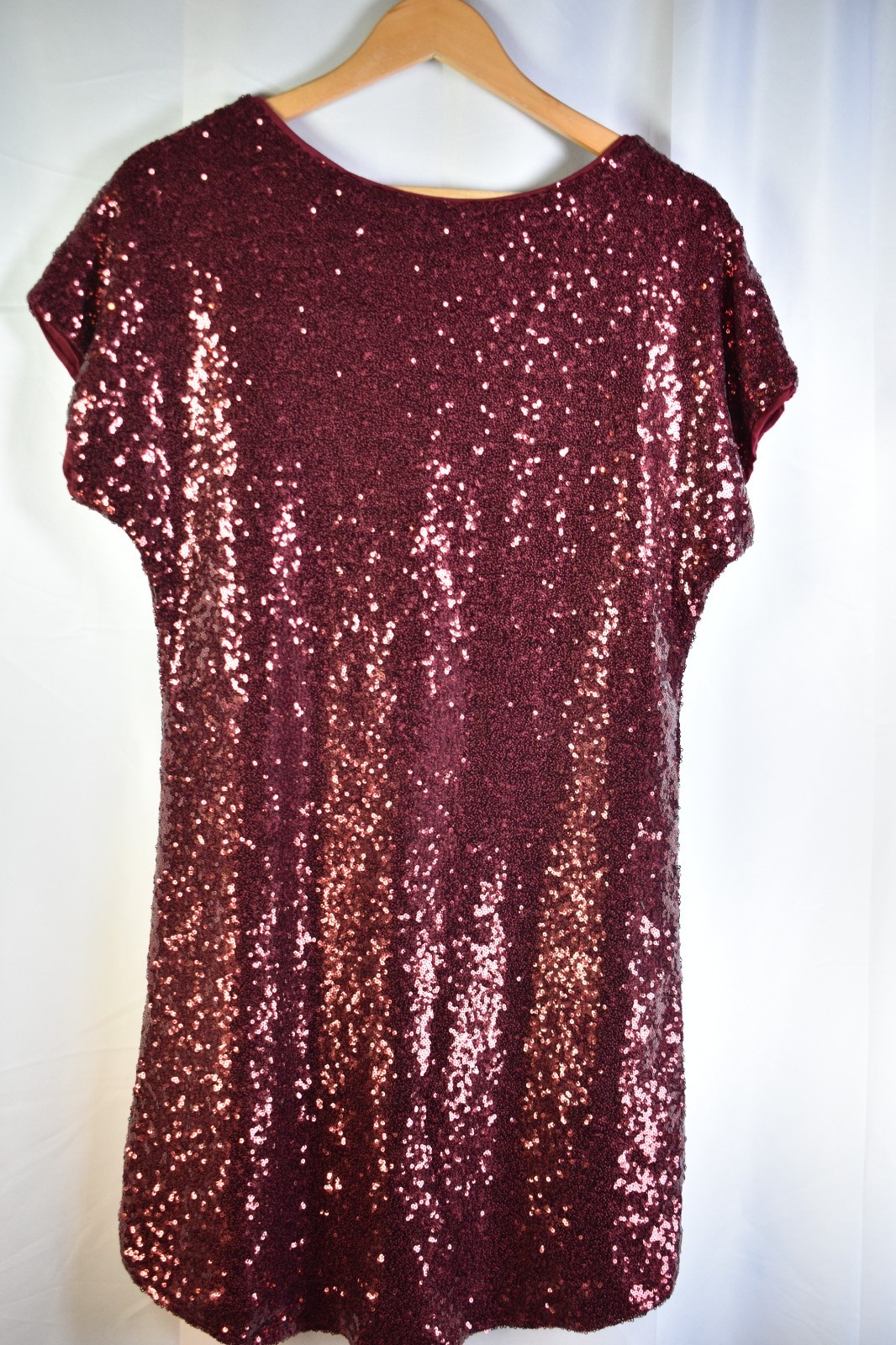 Rosette Sequin Top Women’s L Burgundy Wine Short Sleeve Party Dress Sparkle