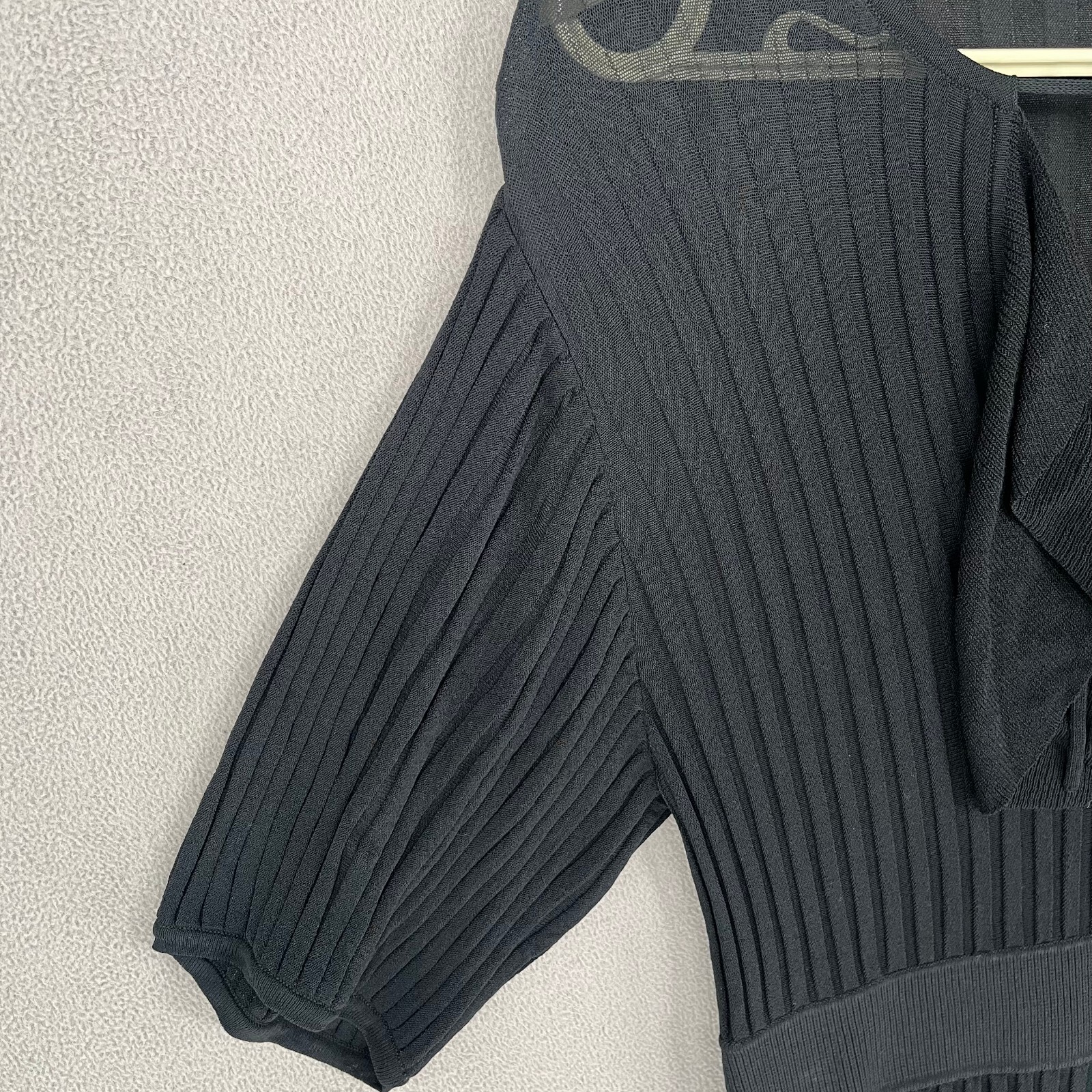 Scanlan Theodore Dress Womens Medium Black Pleated Tie Knit Ruffle Frill Navy