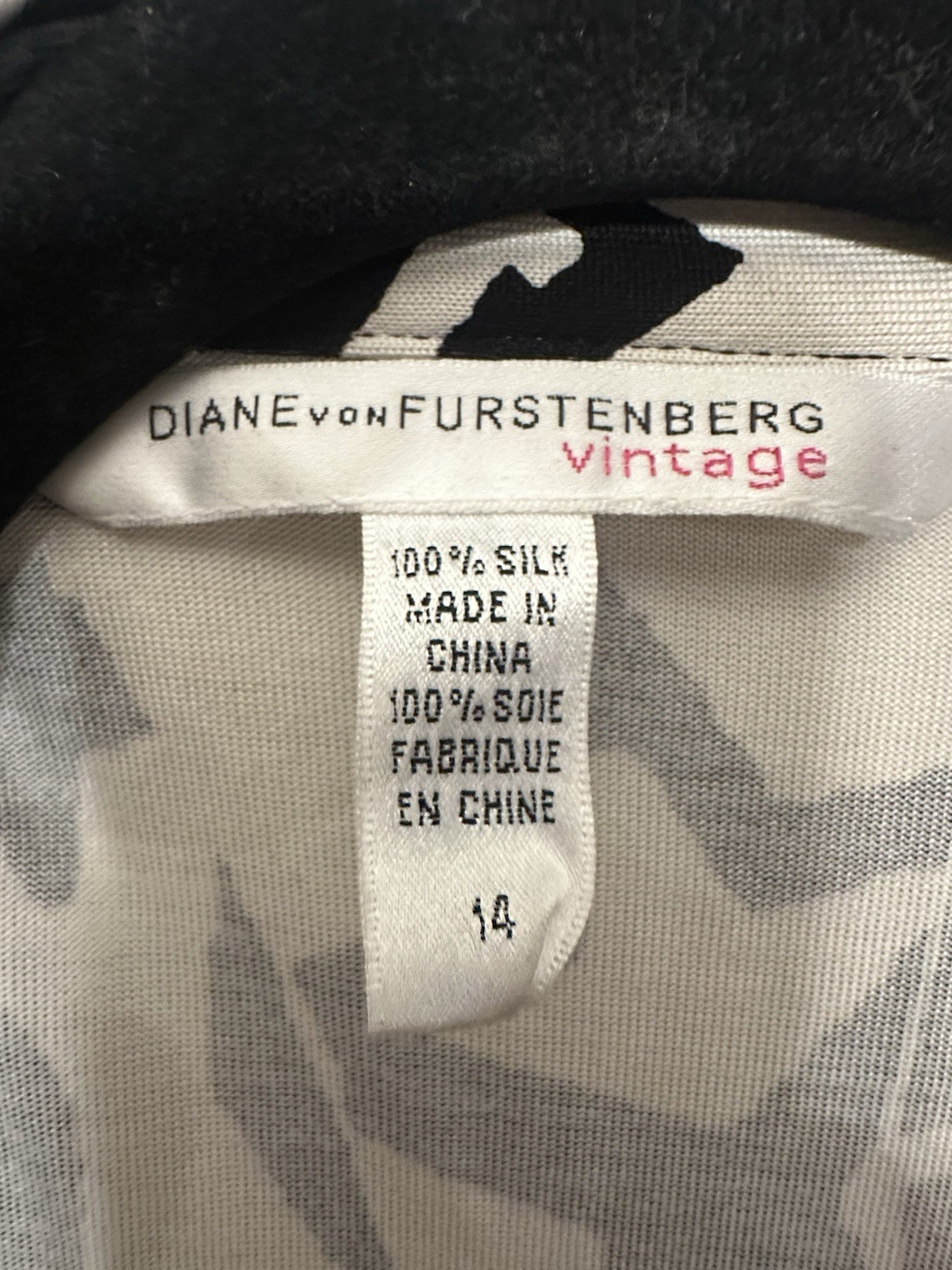 Diane von Furstenberg Vintage Silk Wrap Dress Black White Abstract Size 14