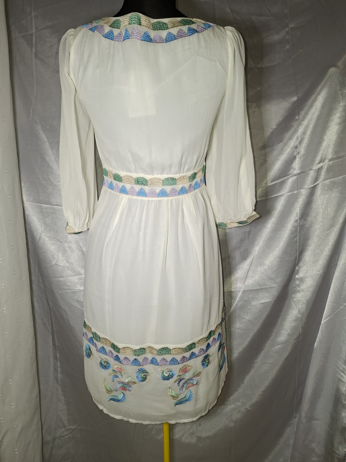 Anna Sui Silk Embroidered Boho Dress Ivory Mini 70s Style Tassel Tie