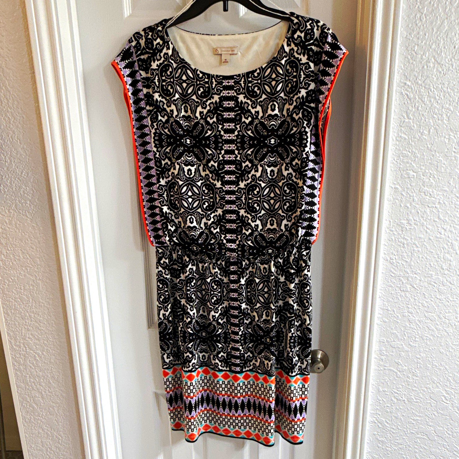cb Women’s Size 10 Geometric Shift Dress Black/White Orange Trim Short