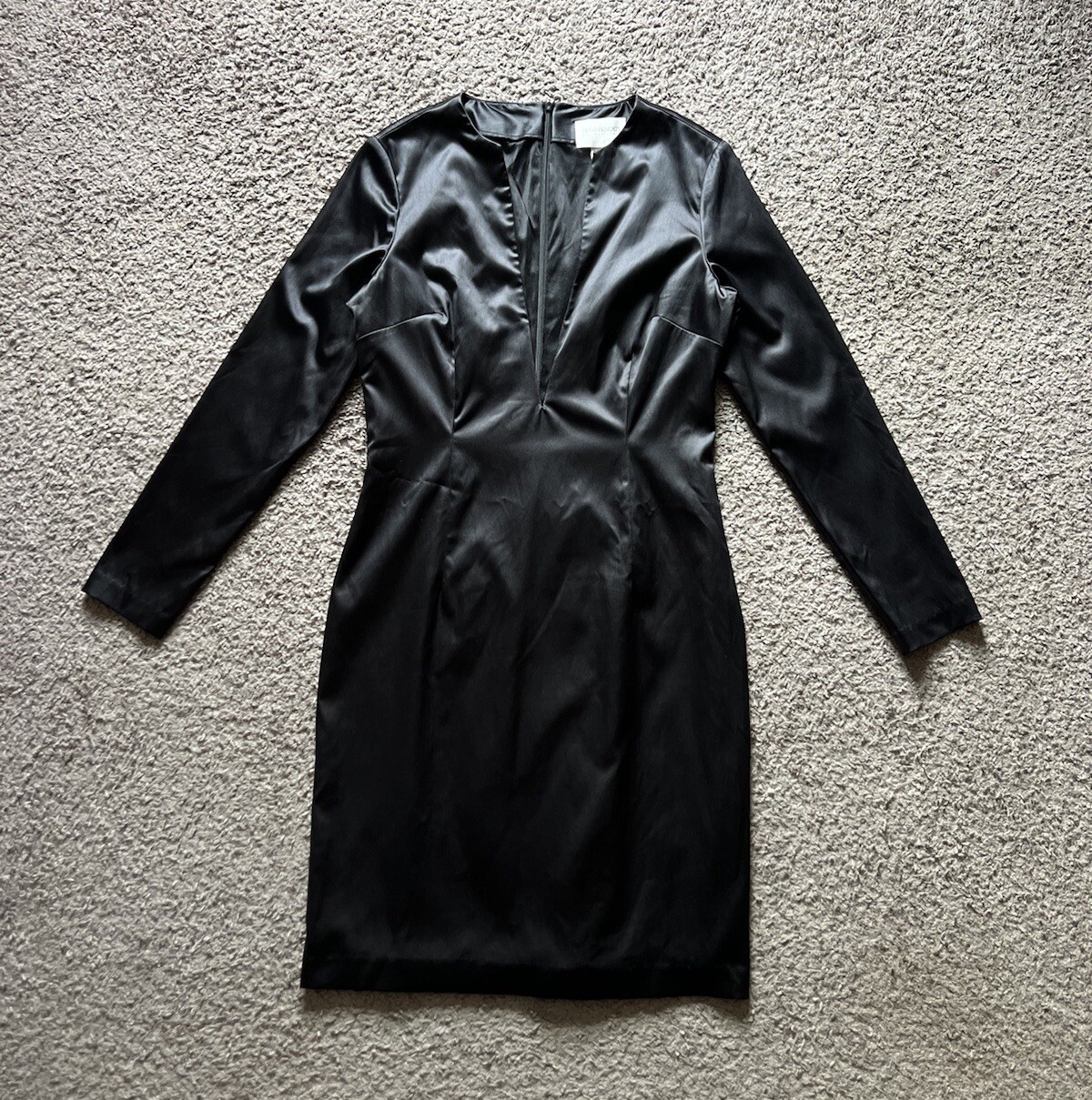 Hugo Buscati Collection Evening Dress Size 12 Black Satin Plunge V-Neck Knee