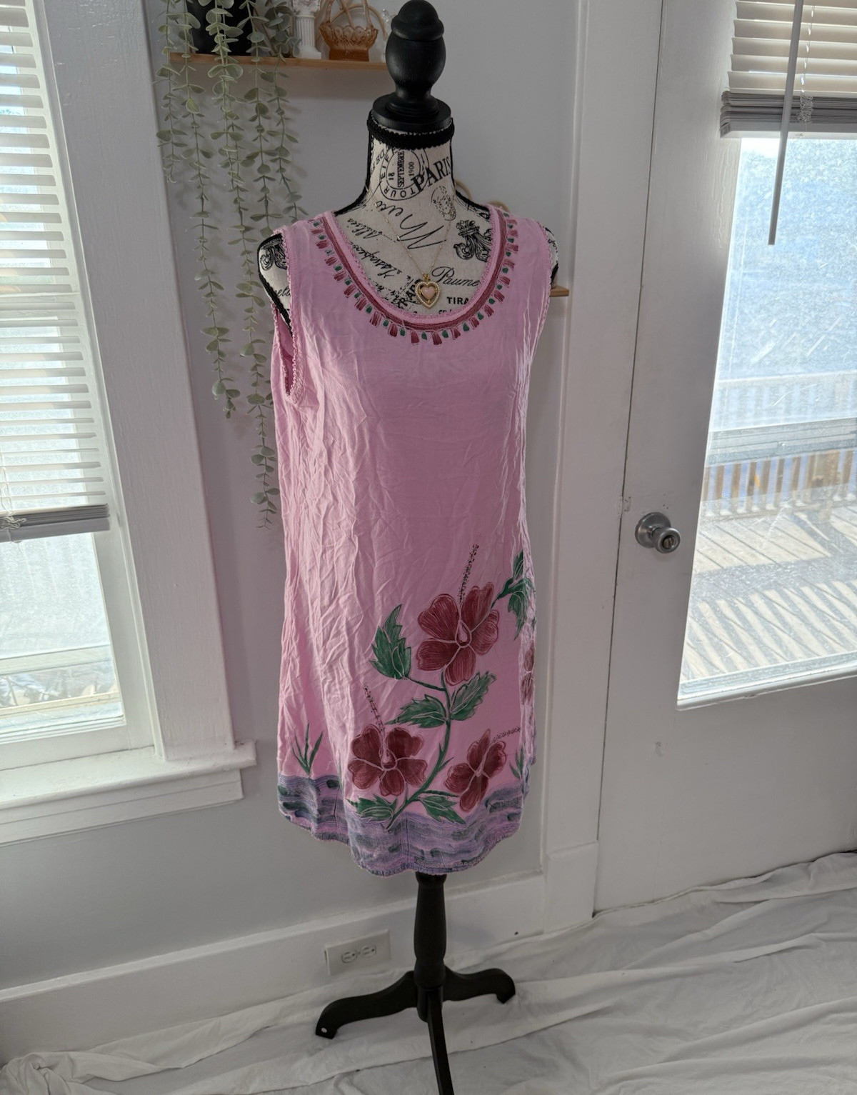 India Boutique Women’s One Size Pink Floral Sheath Embroidered Rayon Dress