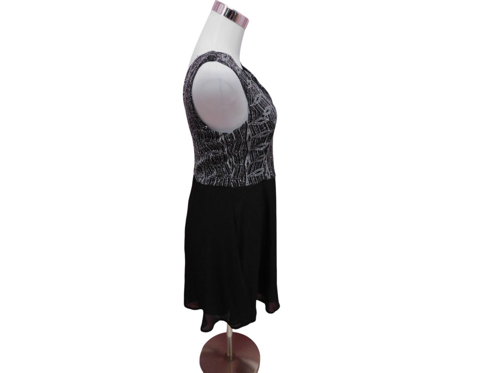 Three Pink Hearts Black Silver Metallic Mini L – Fit Flare – Excellent