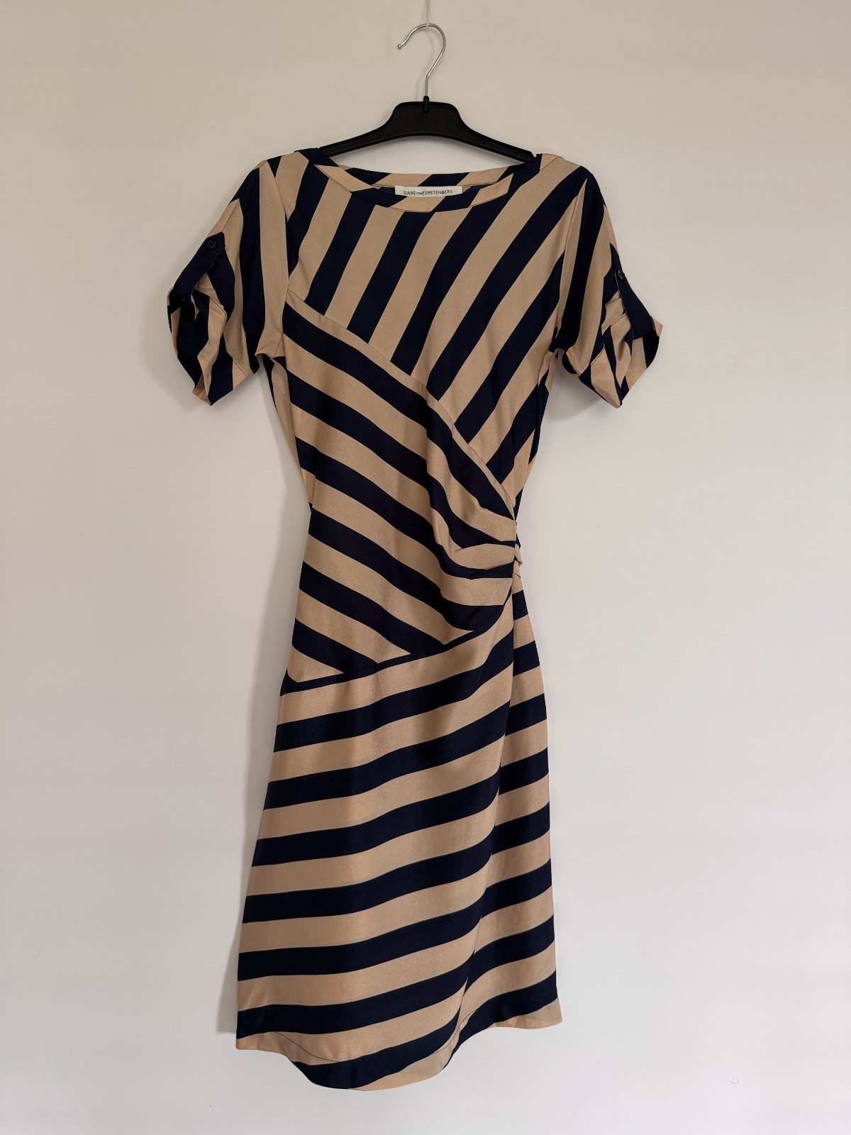 Diane Von Furstenberg DVF Silk Striped Dress Beige Blue Tie Waist Women Size 2
