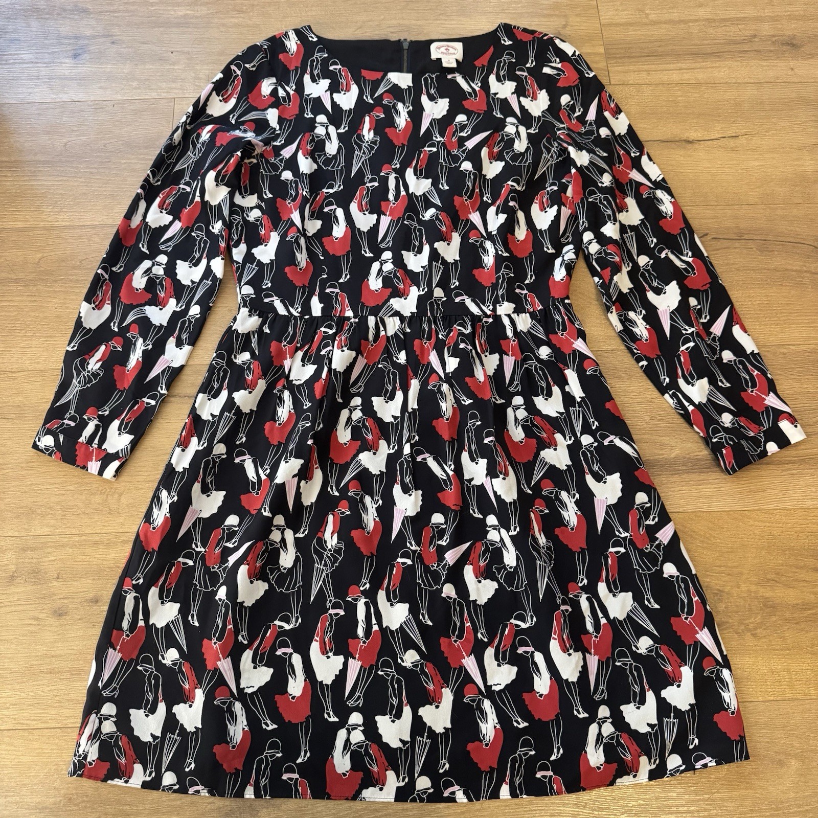 Brooks Brothers Red Fleece Size 8 100% Silk Dress Black Red White Women Print