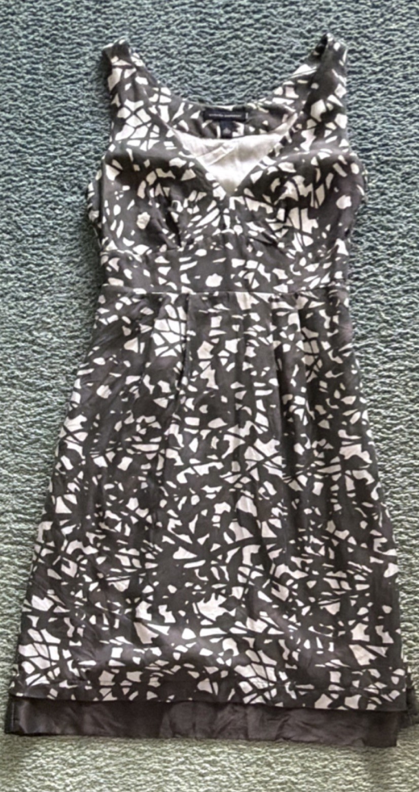 Banana Republic Sheath Dress 0 Brown/Ivory Abstract V-Neck Silk with Pockets