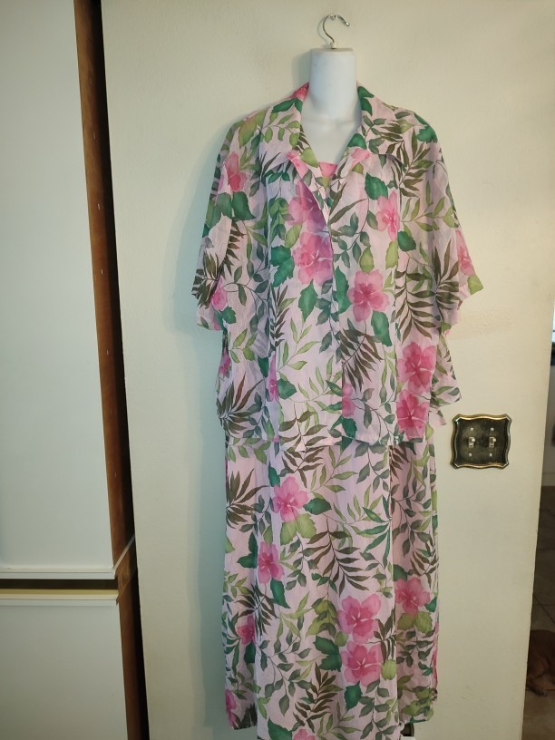 Set 2 pcs KSL Division Of Karin Stevens Pink Floral Dress with Jacket Size 24W
