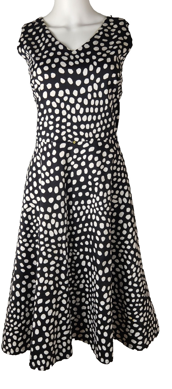 Dressbarn Sleeveless Classic/Minimalist/Retro Vibes Fit-Flare Dress 16