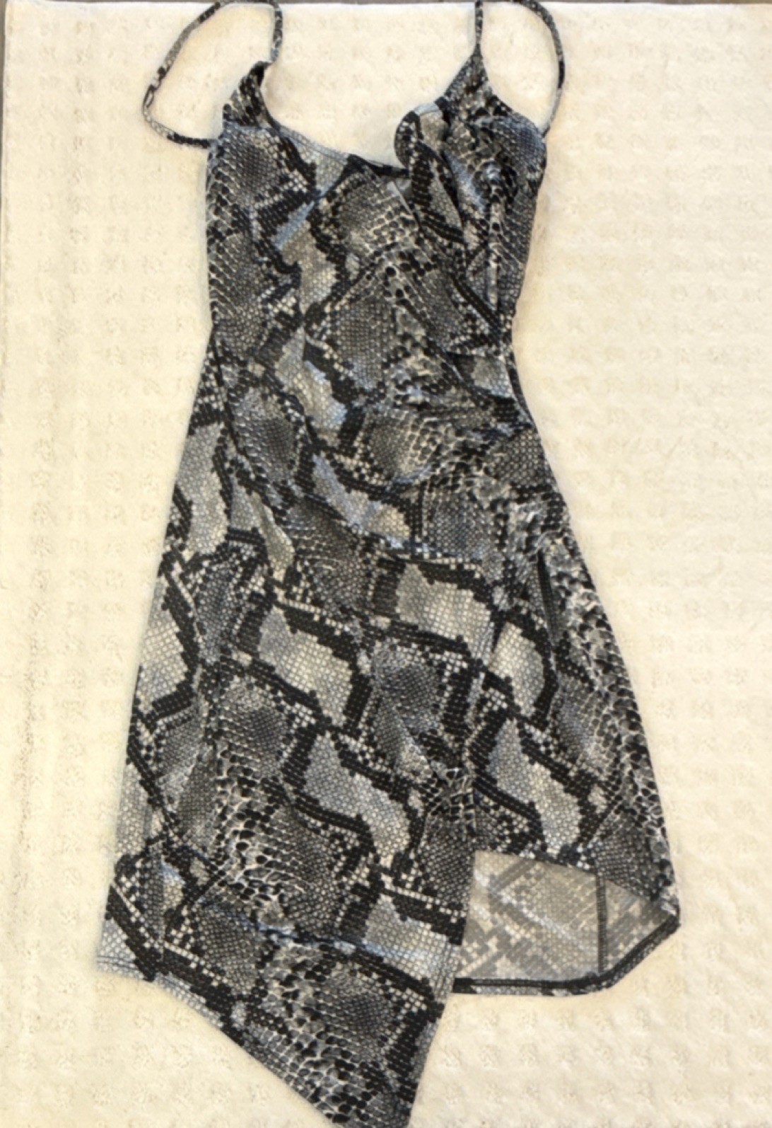 Blue Blush Snake Print Bodycon Dress Gray Black White Short Size M Sleeveless