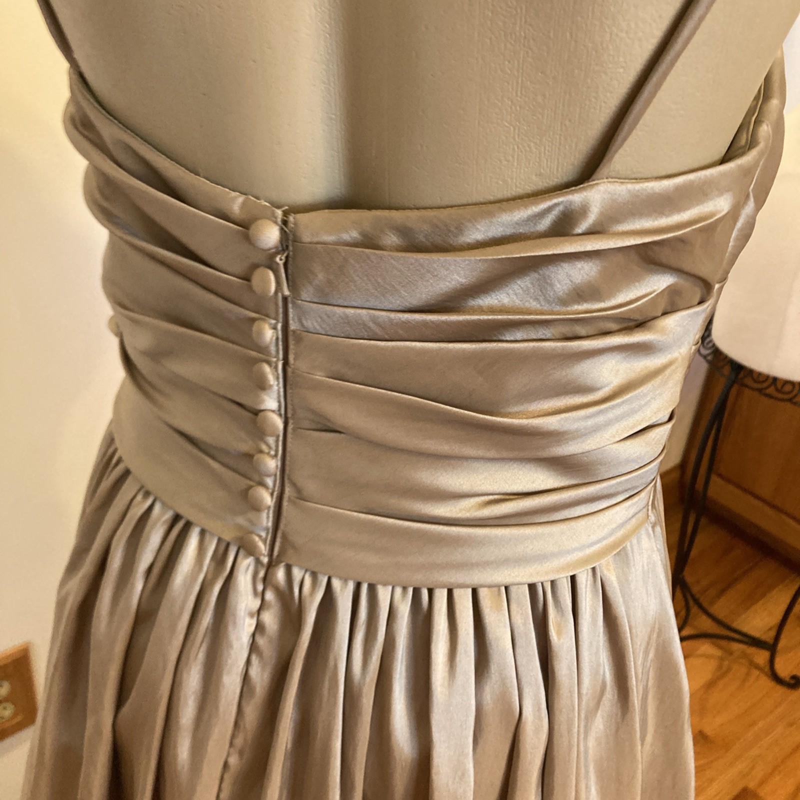 Watters and Watters size 6 beige long gown dress