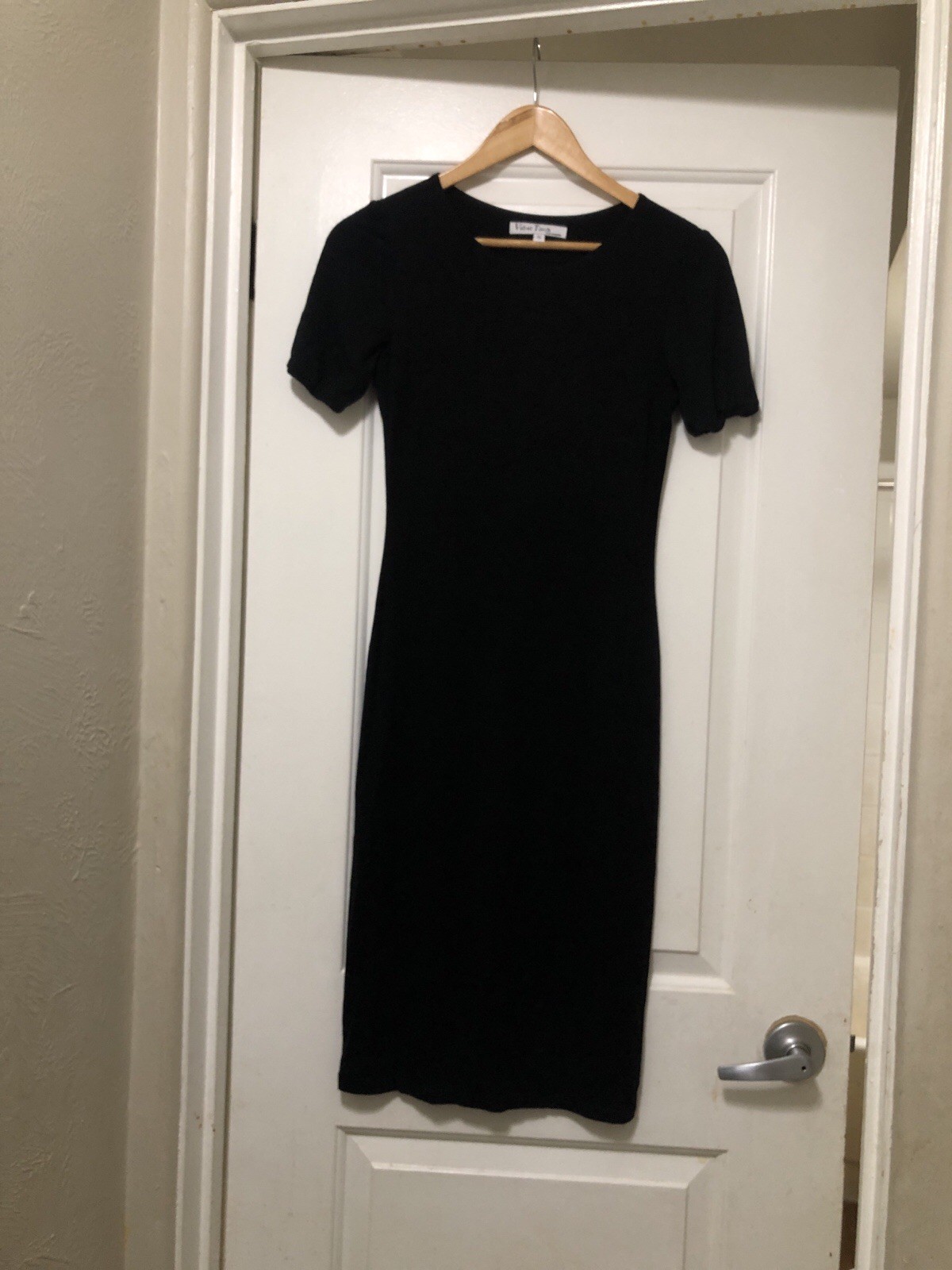 Velvet Torch Black Cap Sleeve Midi Bodycon Dress Size Small Great conditions