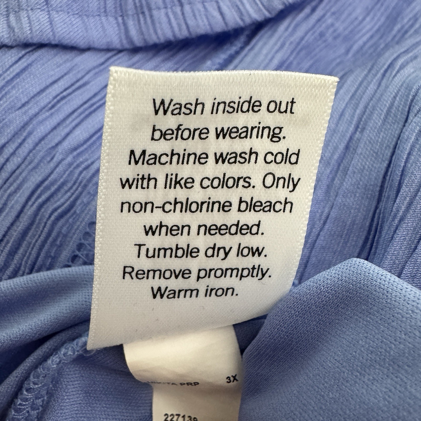 Nine West Plus Size 3X Light Blue Button Front Ruffle Lined Hem Dress Small Spot