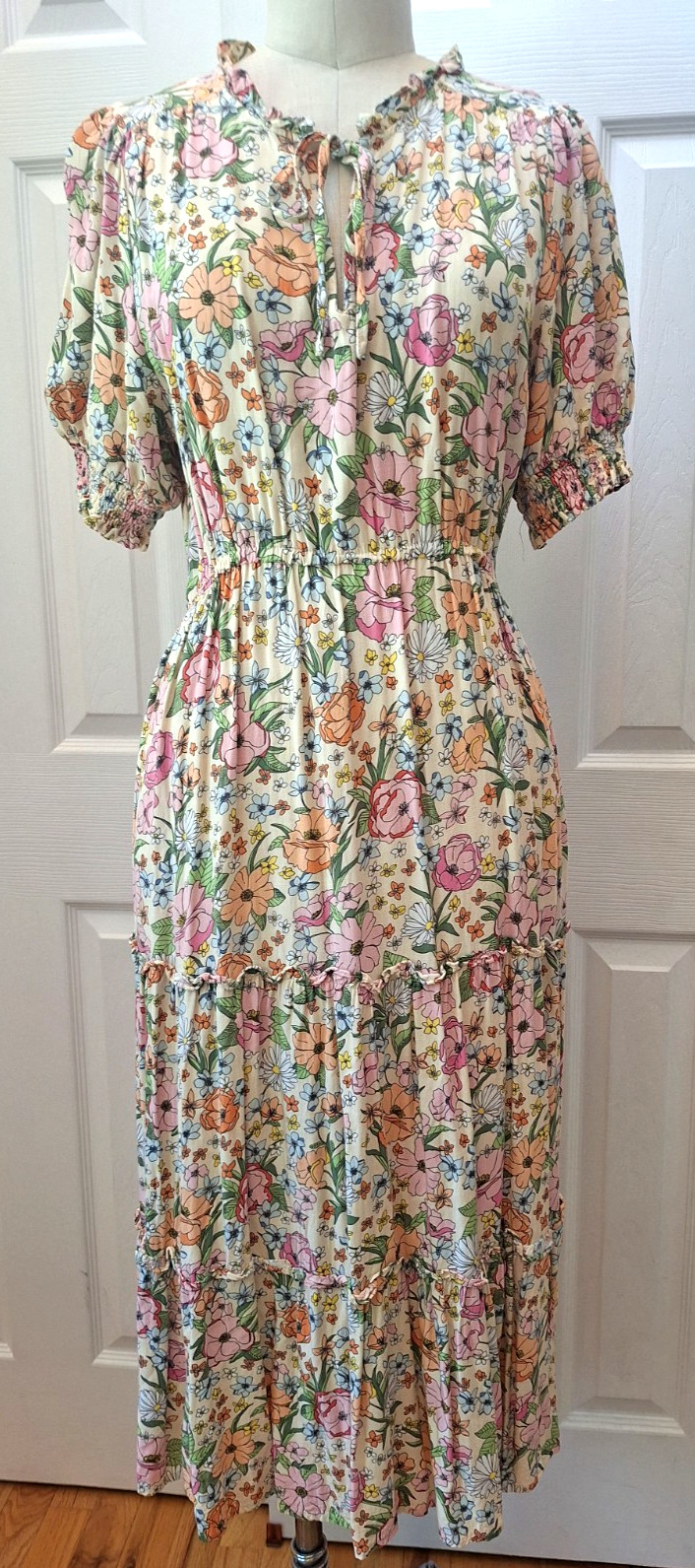 Who What Wear Floral Tiered Midi Dress Pastel Boho Puff Sleeve Size: M