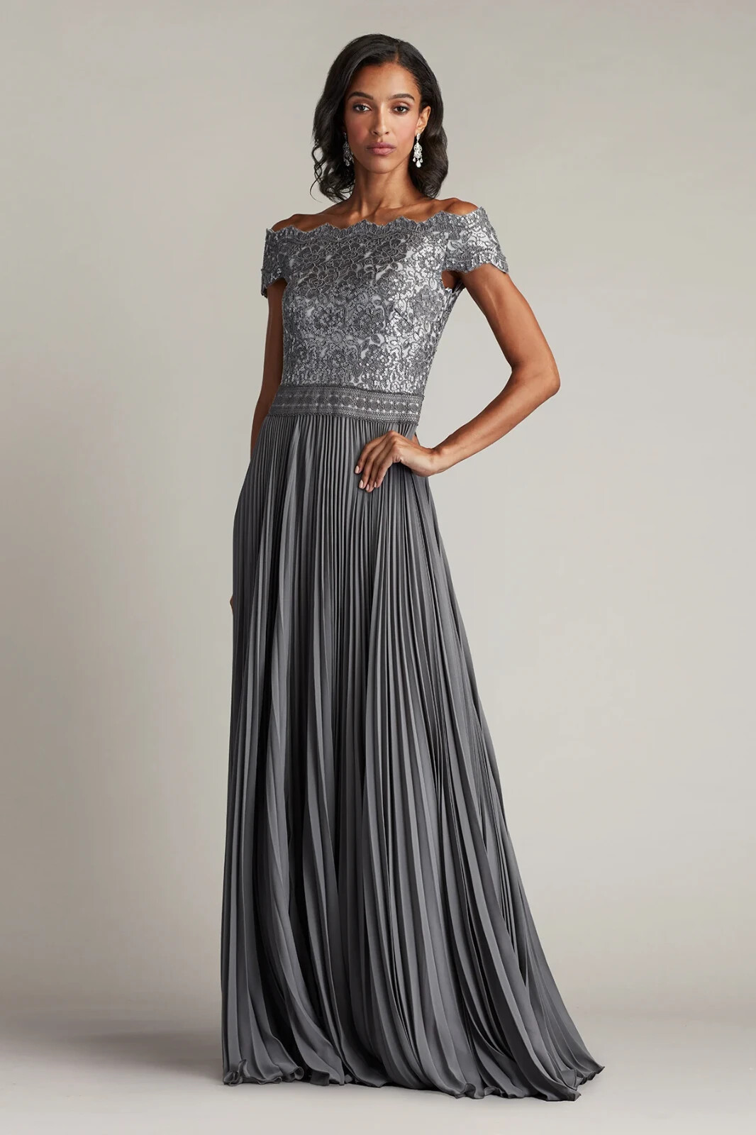TADASHI SHOJI Silver Gunmetal Sequin Lace Off Shoulder Pleated Dress Gown 6 = S