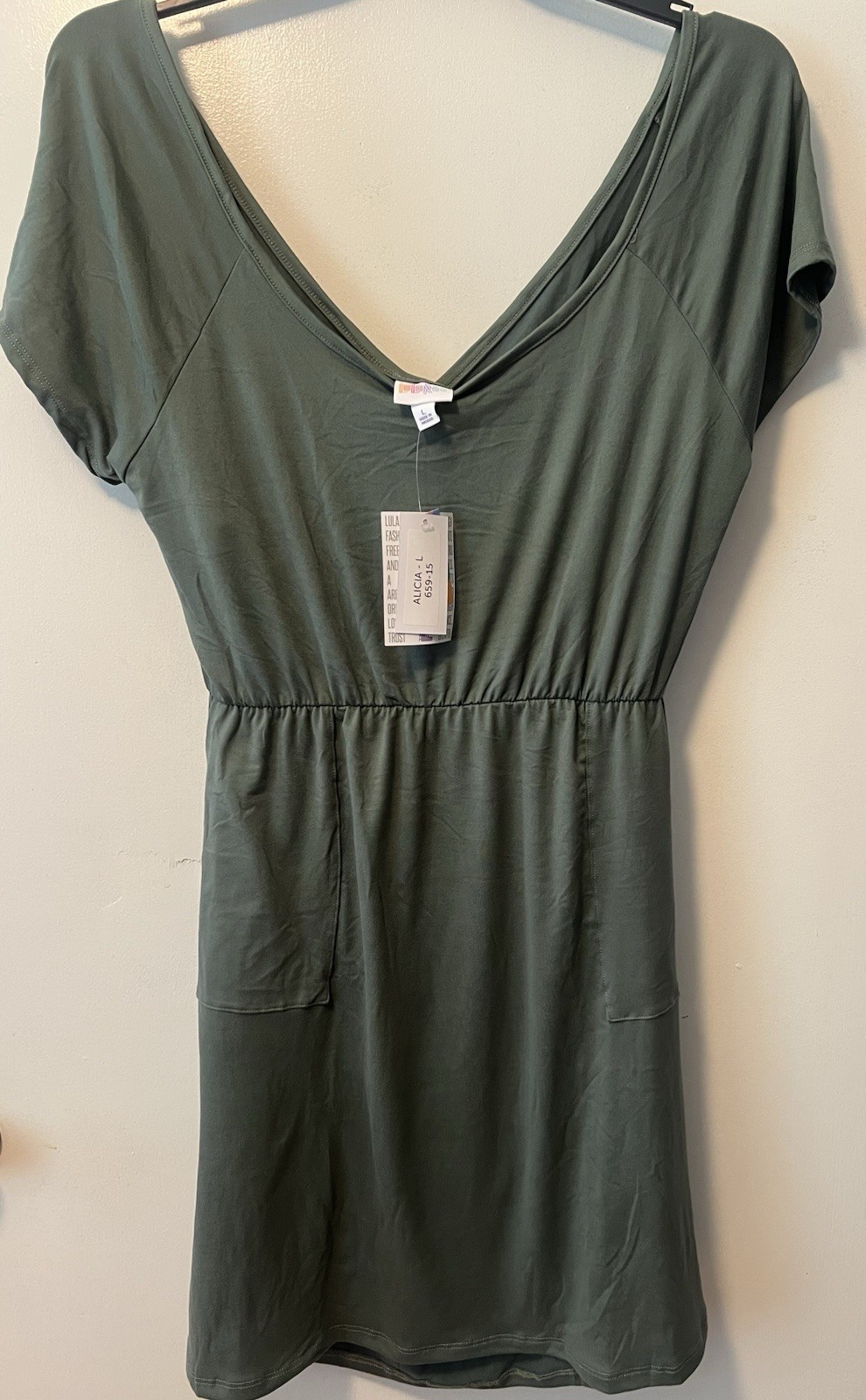 LuLaRoe Women’s Alicia Cross Back Scoop Neckline Dress Olive Green Large NWT