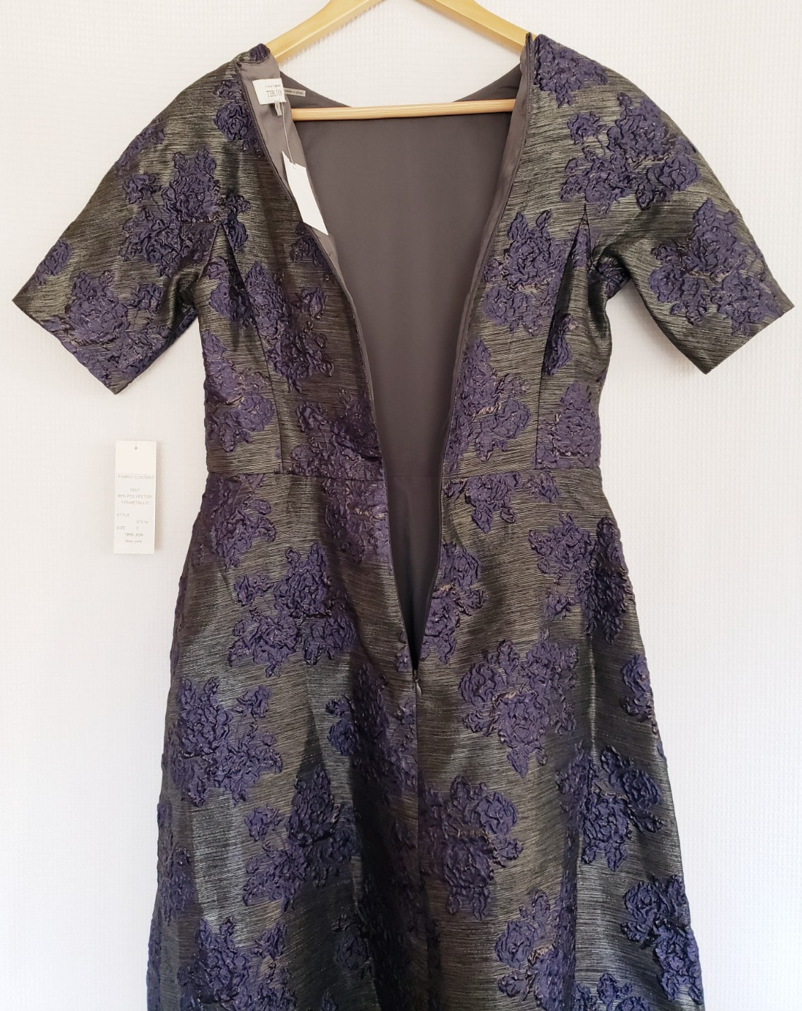 Rickie Freeman Teri Jon Metallic Floral Jacquard Sheath Dress Size 6 MSRP $490