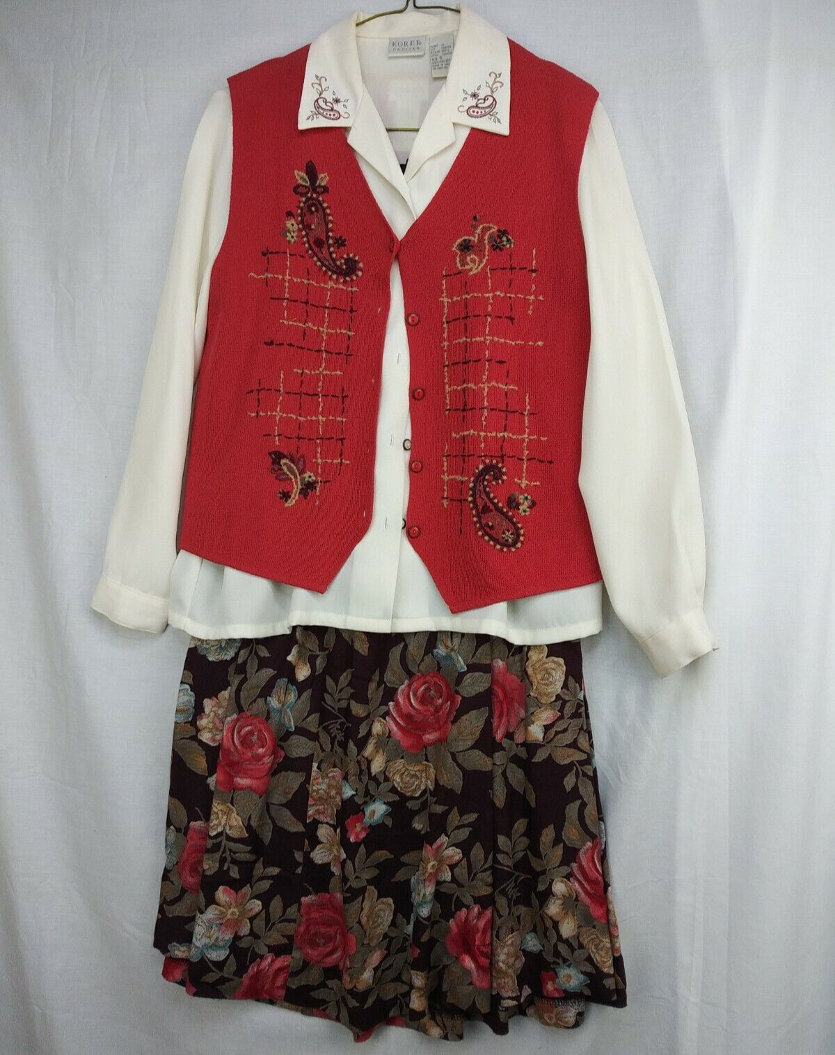 KORET 3 Piece Suit Set Women’s Size 6-8 Petite Blouse Skirt Sweater Set Colorful