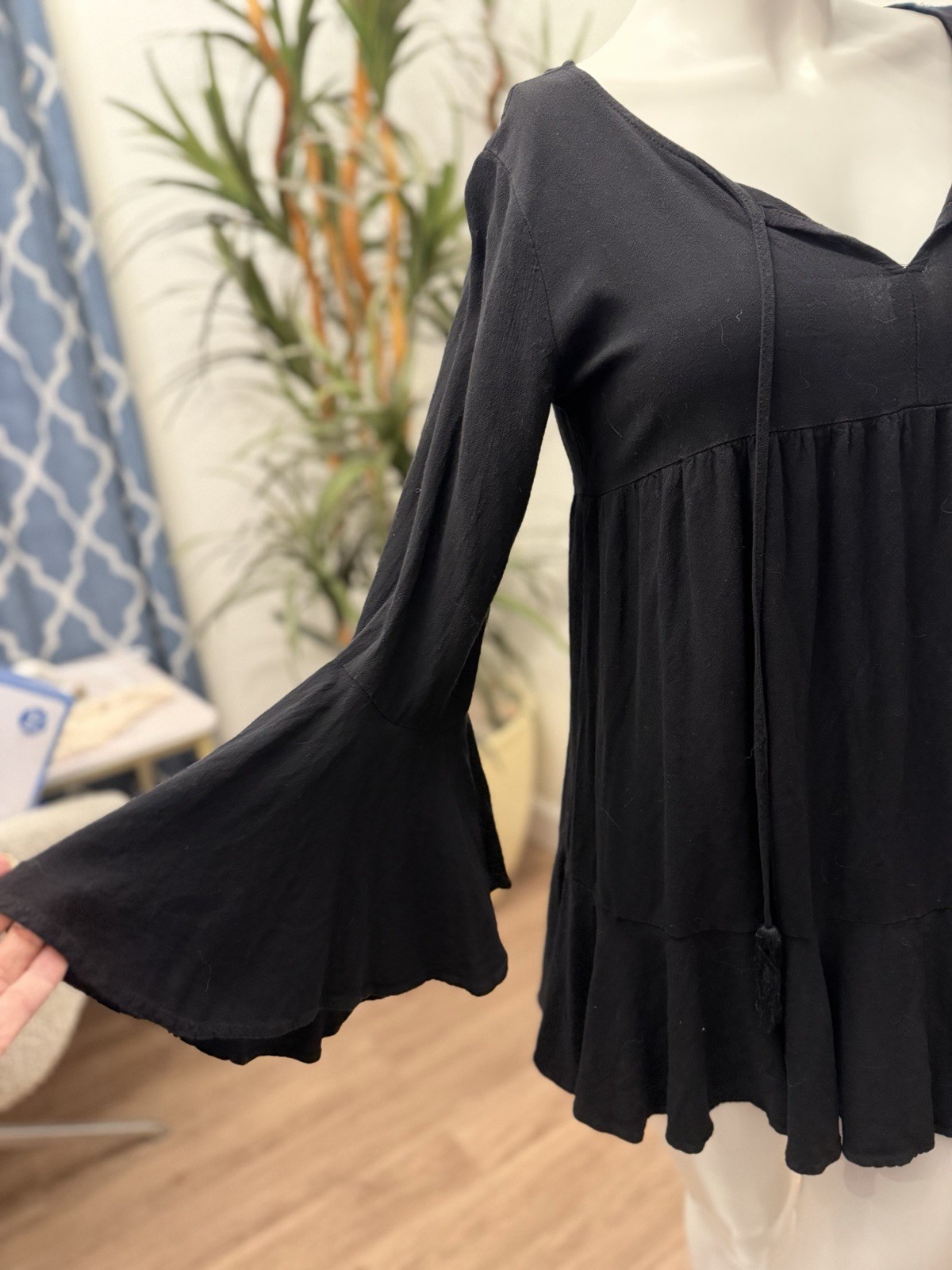 Umgee Black Baby Doll Dress Size M/L/8 Boho Flare Sleeve Gauzy Mini Gypsy Hippie