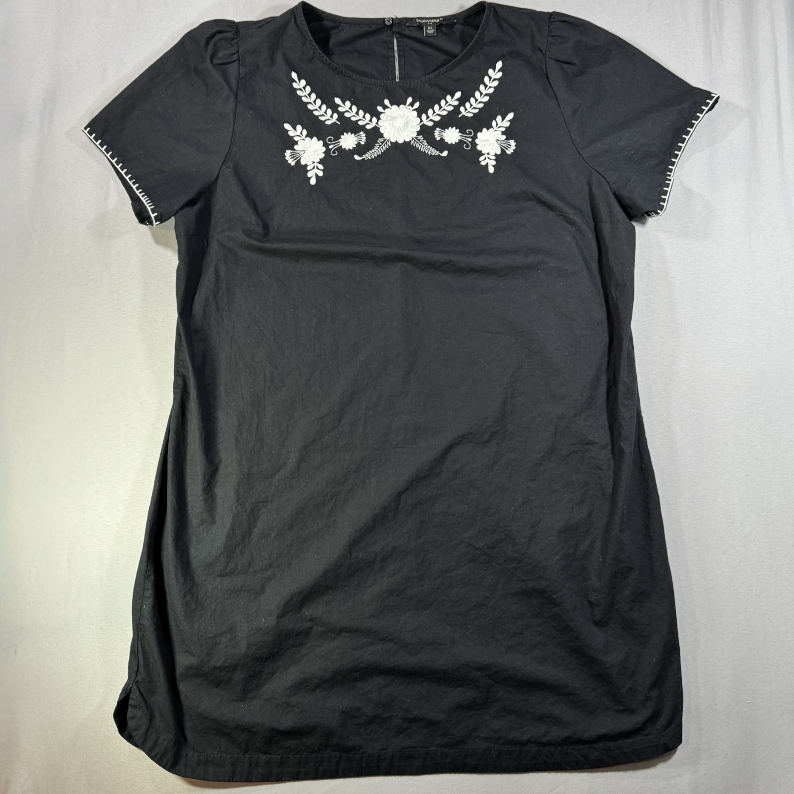 Banana Republic Dress Women XL Black Embroidered Floral Shift Short Sleeve Cool