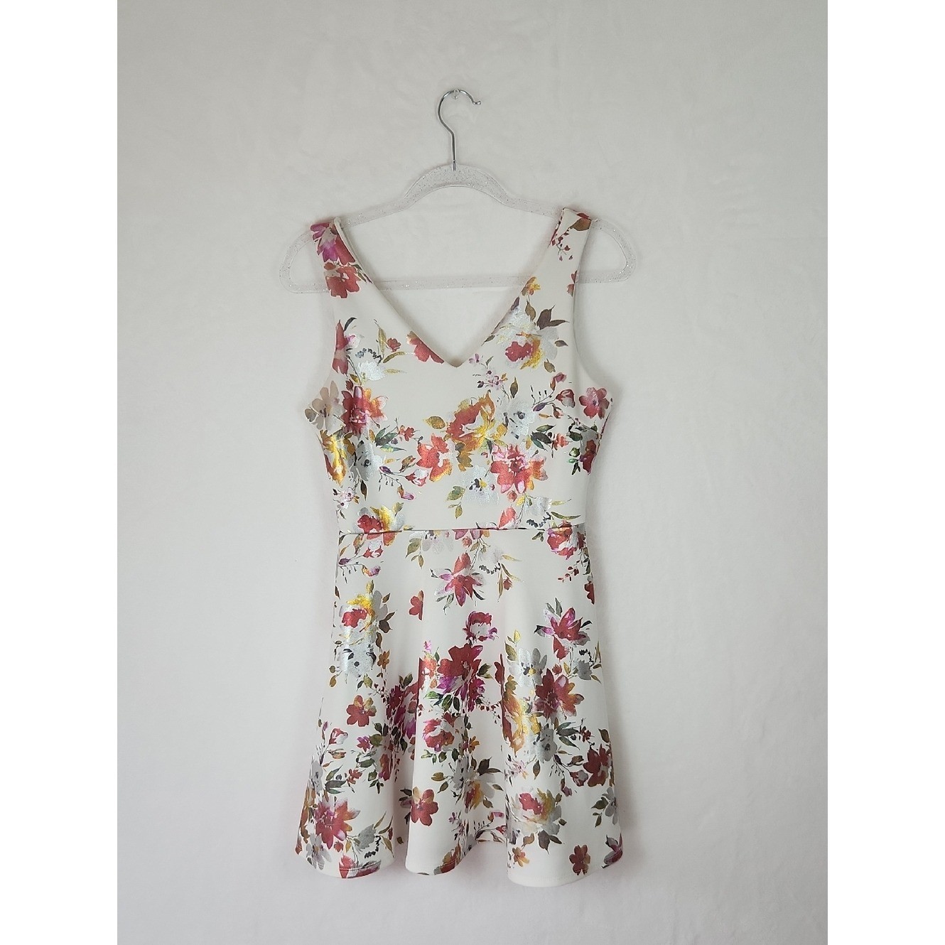 Soprano Floral Fit and Flare Sleeveless Dress Size Large V Neck Zipper Back