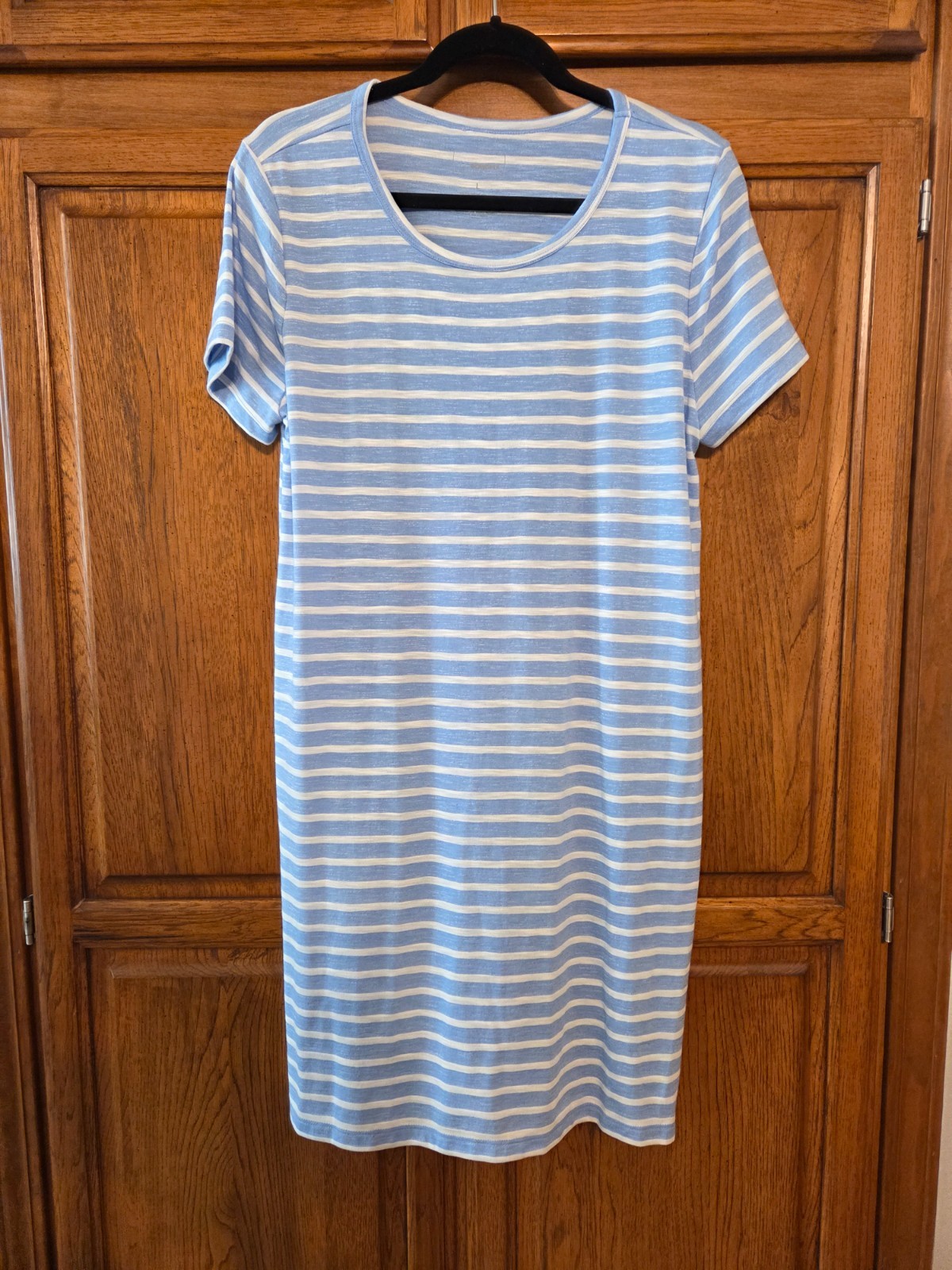 Women’s Sonoma Goods For Life LARGE Lt Blue Striped T-shirt Dress Casual NEW