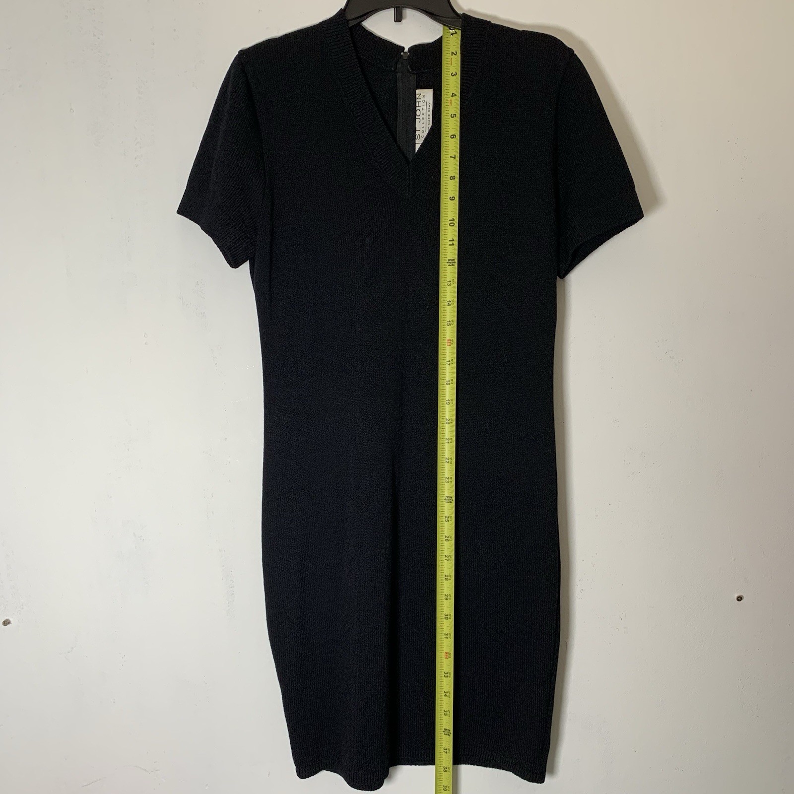 St John – Black Knit Stretch Sleeveless Caviar Dress