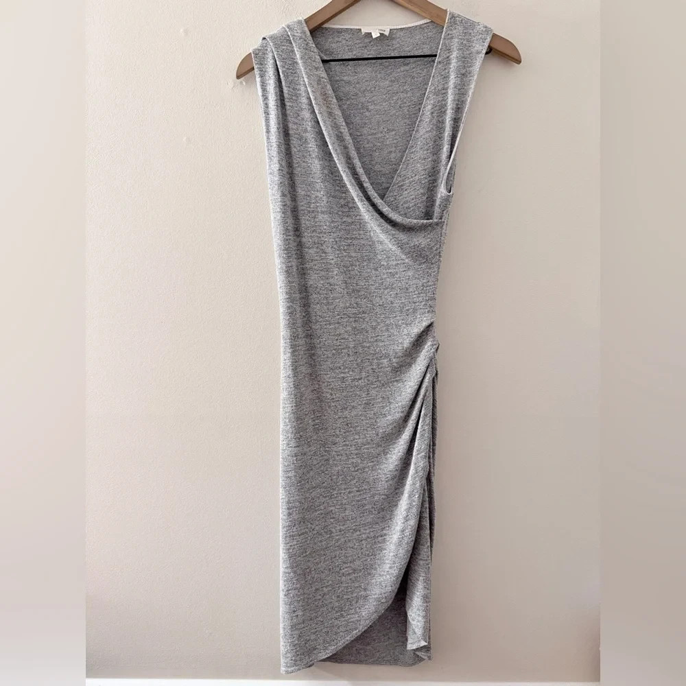 Aritzia Wilfred Free Izidora Asymmetrical Faux-Wrap Dress Gray Size Medium NWOT